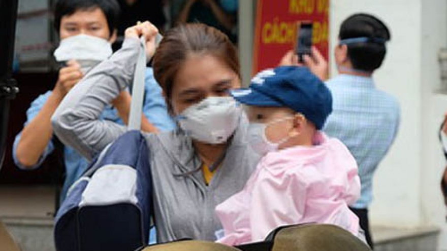 12 patients, including 8-month-old child in Da Nang, recover from COVID-19